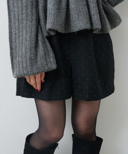 波點花呢短褲