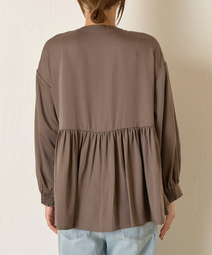 後背拼接褶皺襯衫