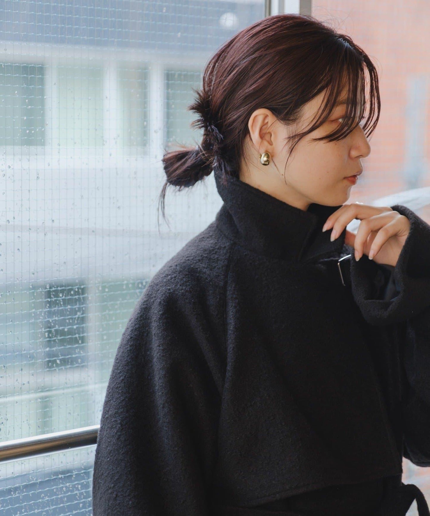 高領喇叭袖大衣