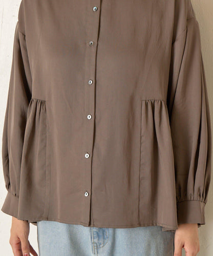 後背拼接褶皺襯衫