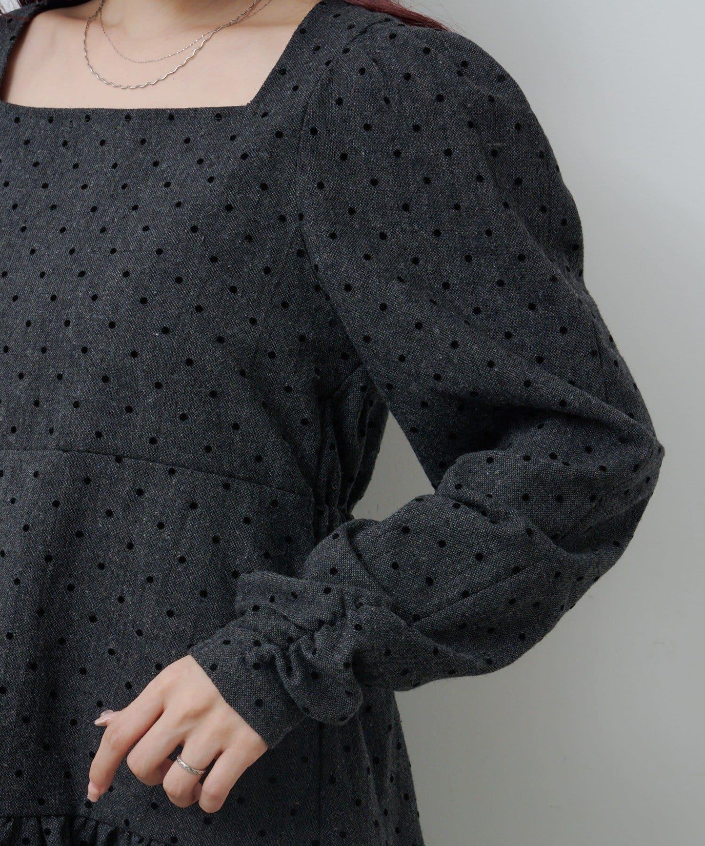 波點花呢迷你連衣裙