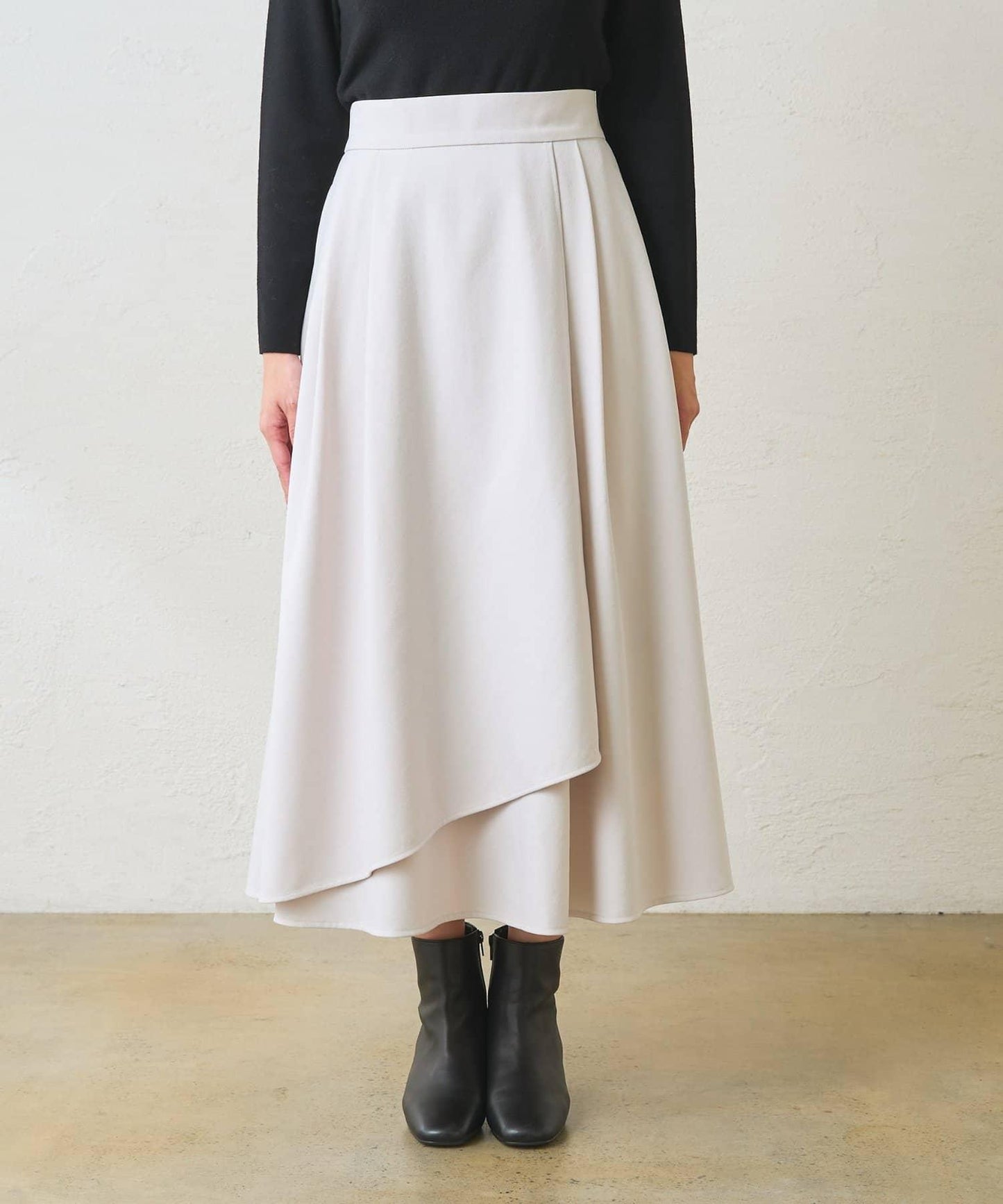 不對稱裹身風格喇叭裙