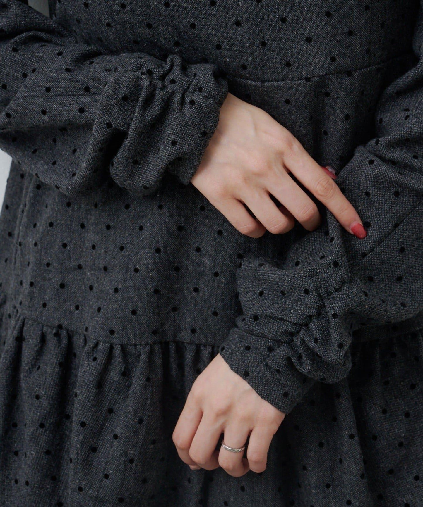 波點花呢迷你連衣裙