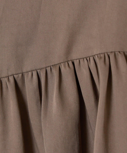 後背拼接褶皺襯衫