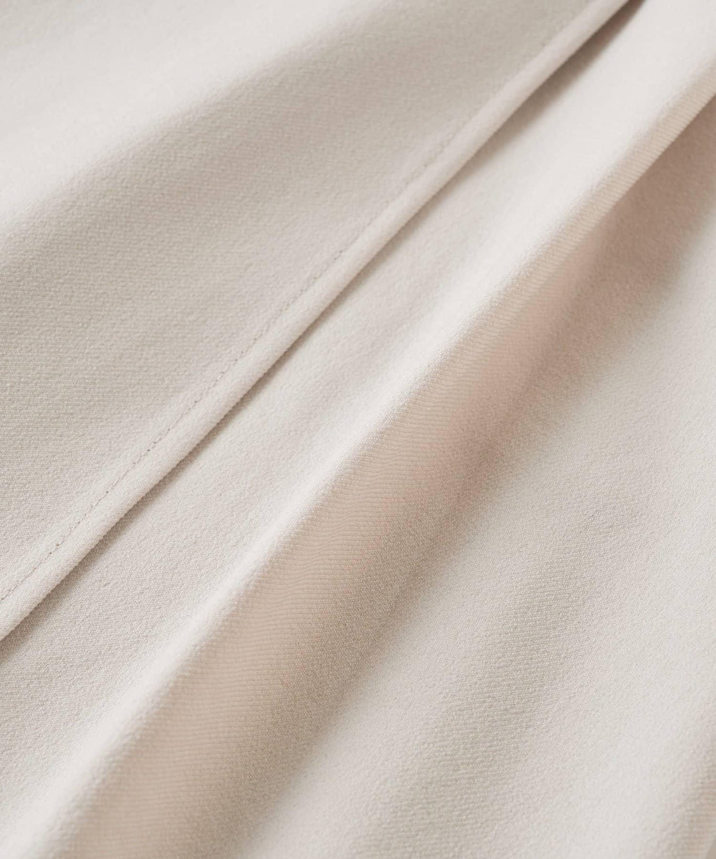 不對稱裹身風格喇叭裙