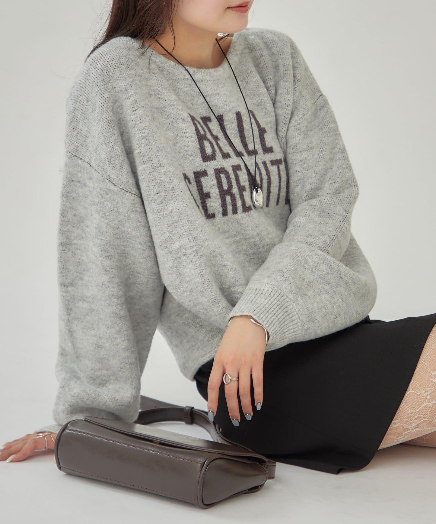 大LOGO抽繩針織衫