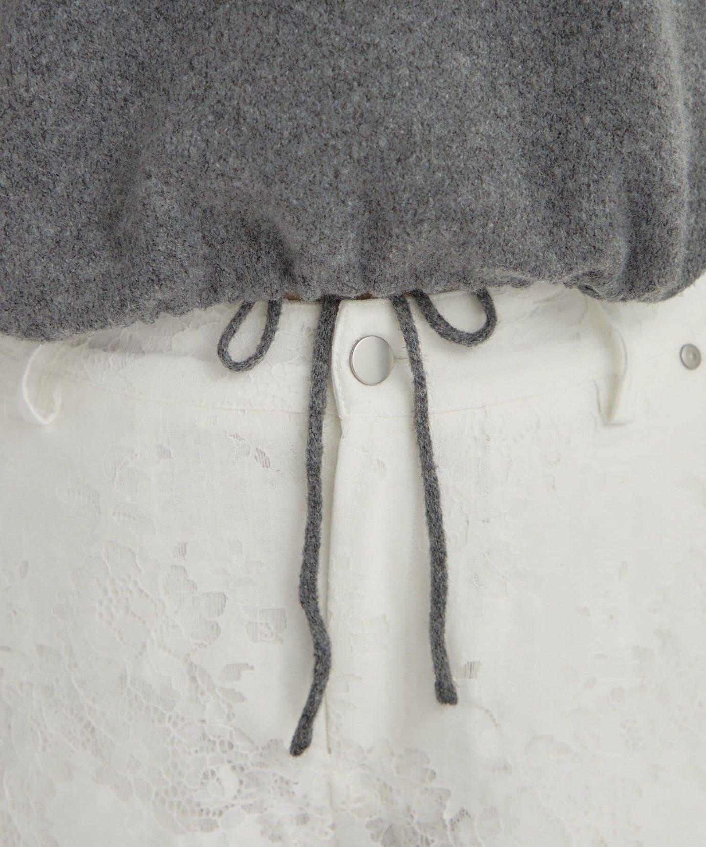 大LOGO抽繩針織衫