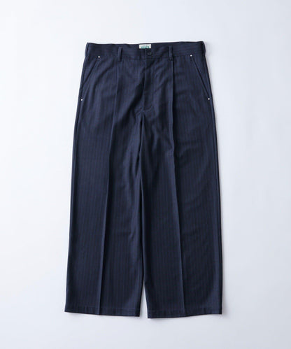 【KOOKY’N】TR單褶錐形休閒褲