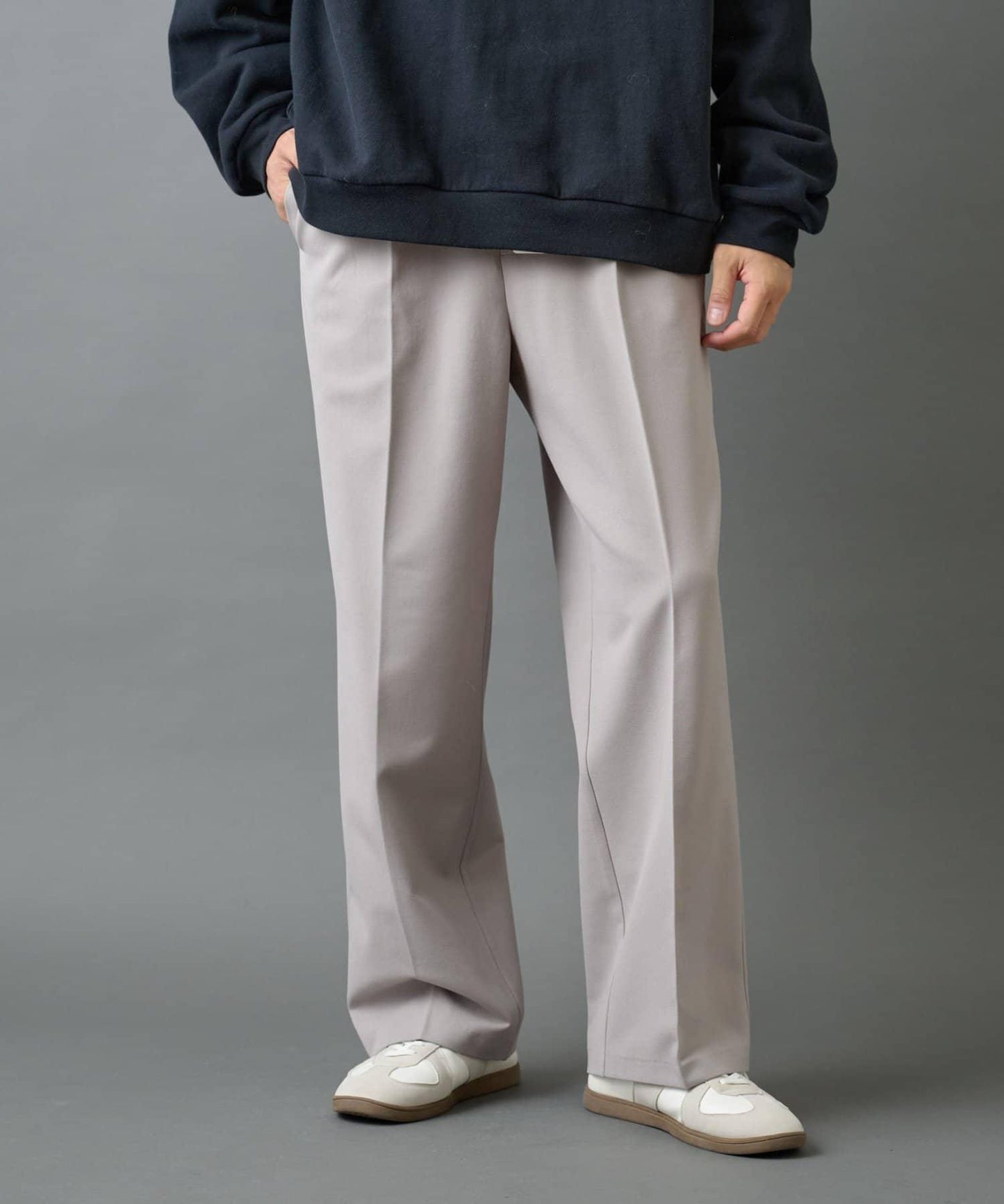 背部彈力羊毛寬鬆西裝褲