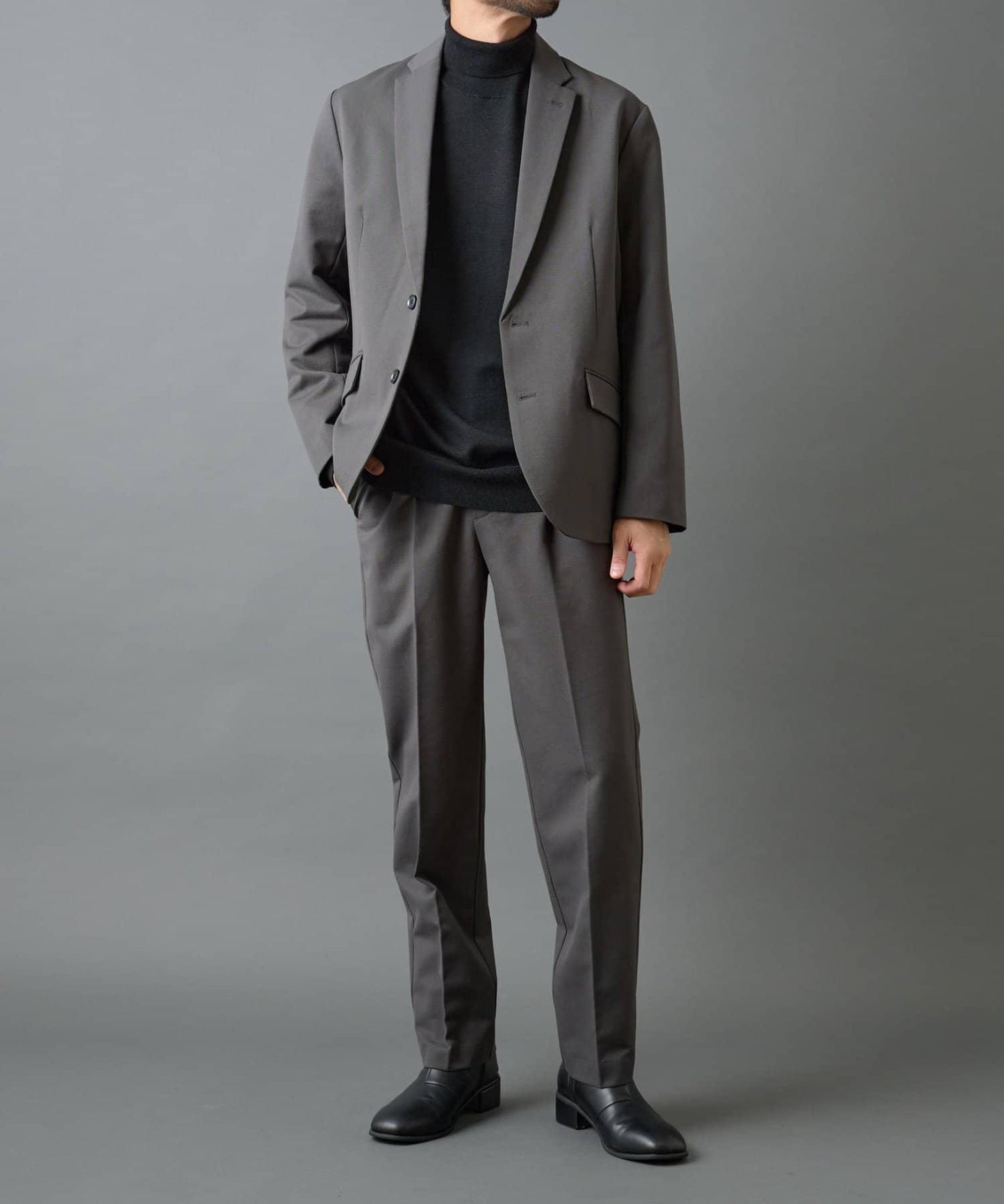 後開衩羊毛錐形休閒褲