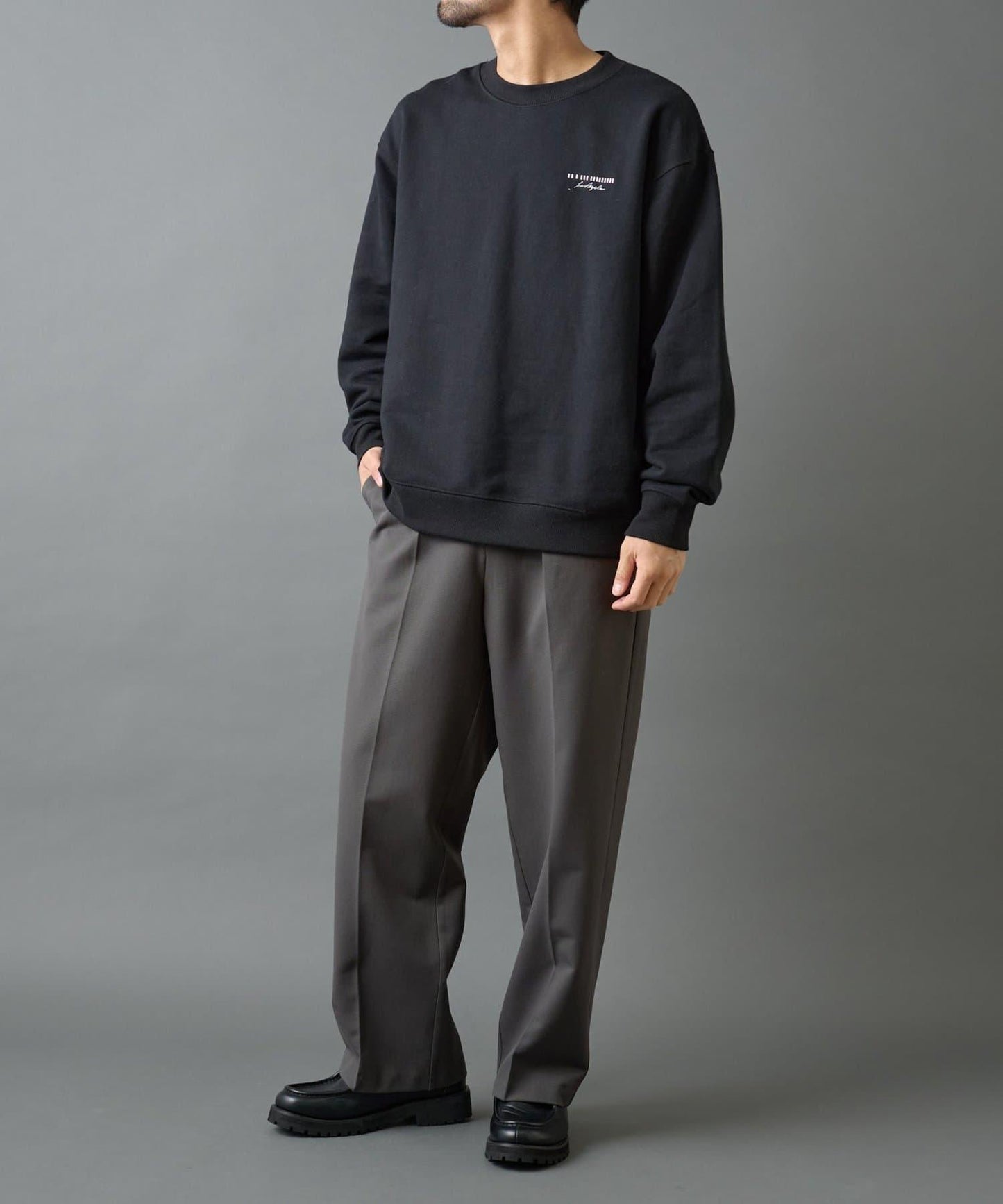 背部彈力羊毛寬鬆西裝褲