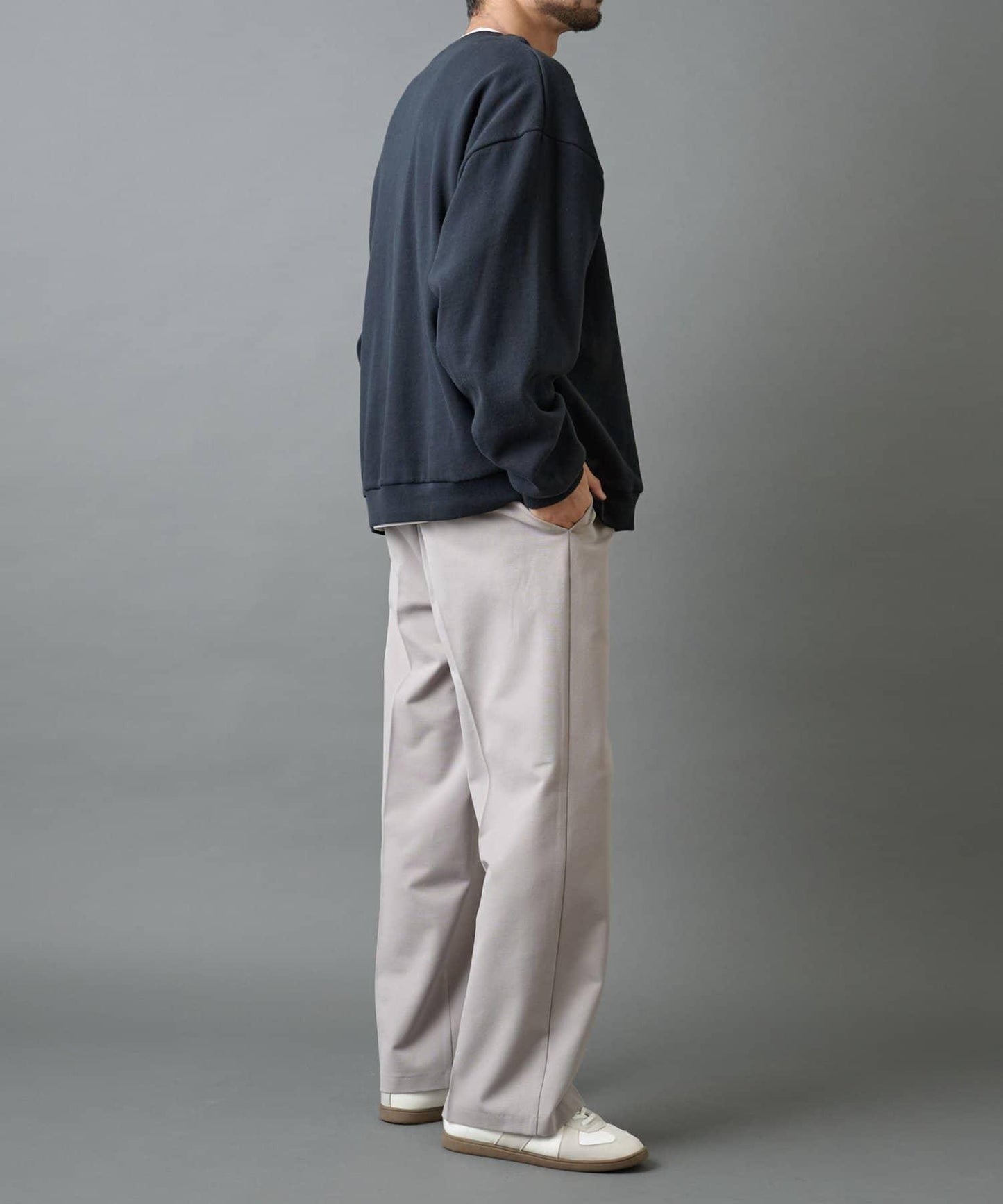 背部彈力羊毛寬鬆西裝褲