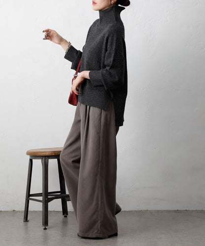 柔軟高領針織衫