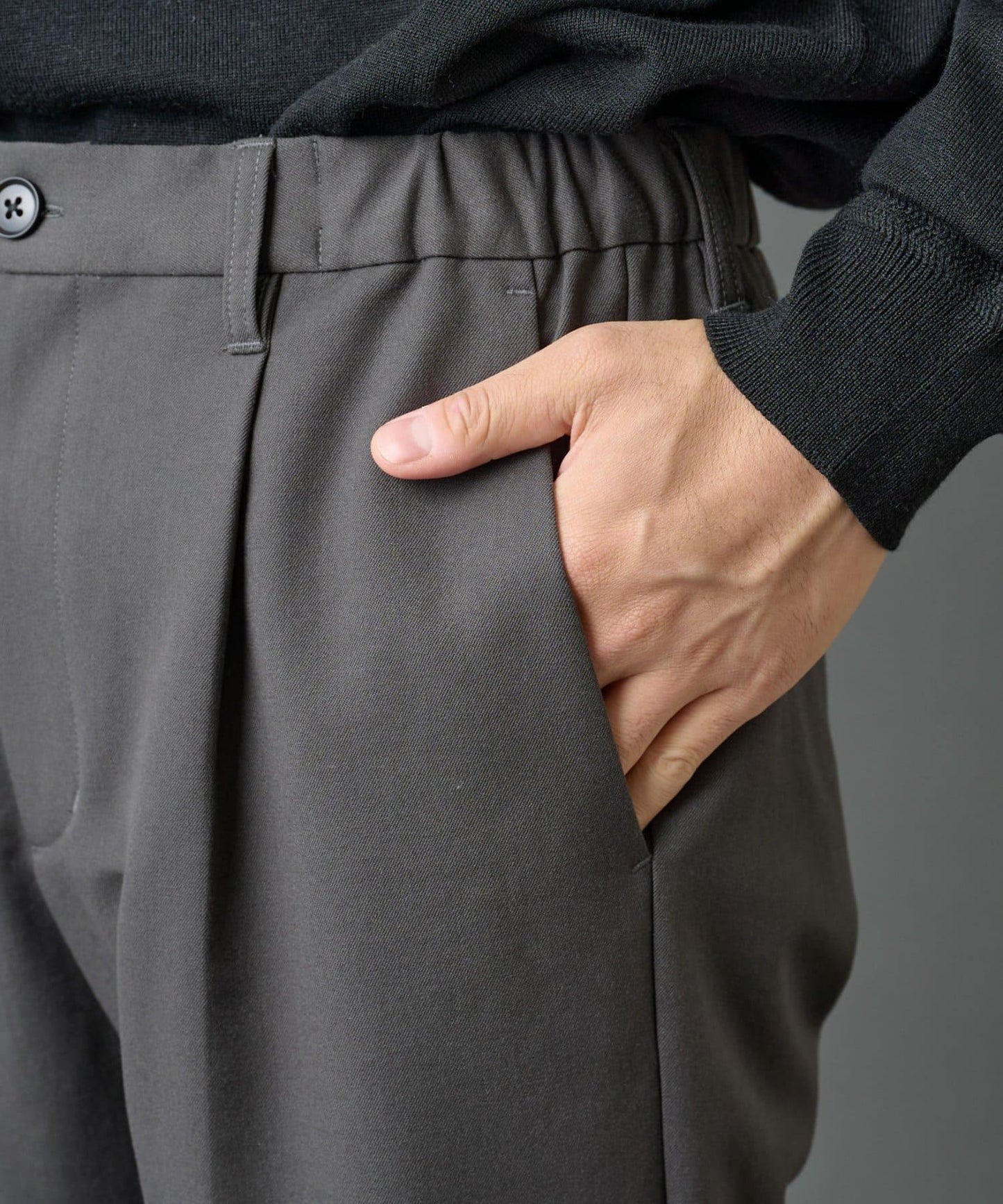 後開衩羊毛錐形休閒褲