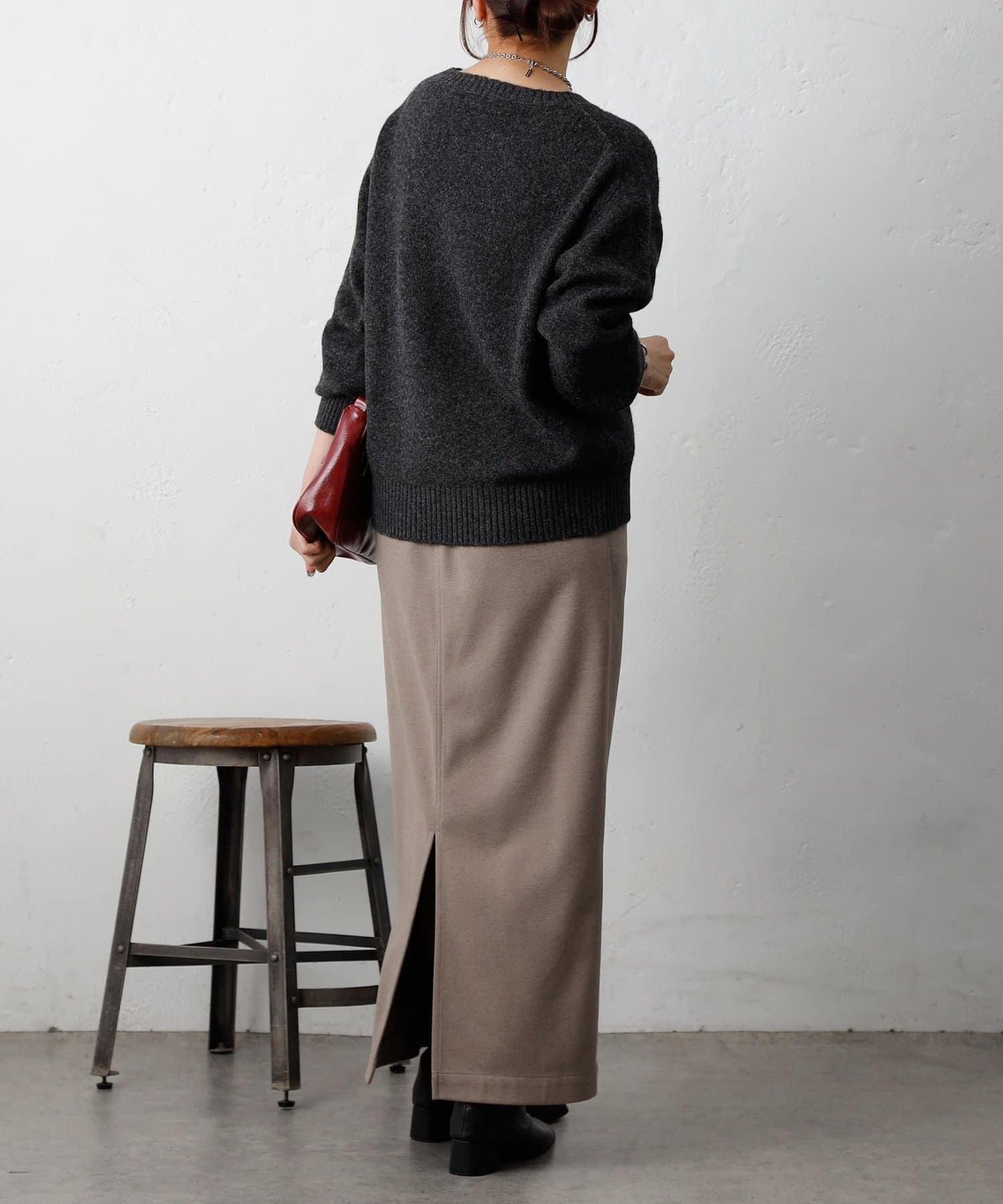 柔軟圓領針織套頭衫