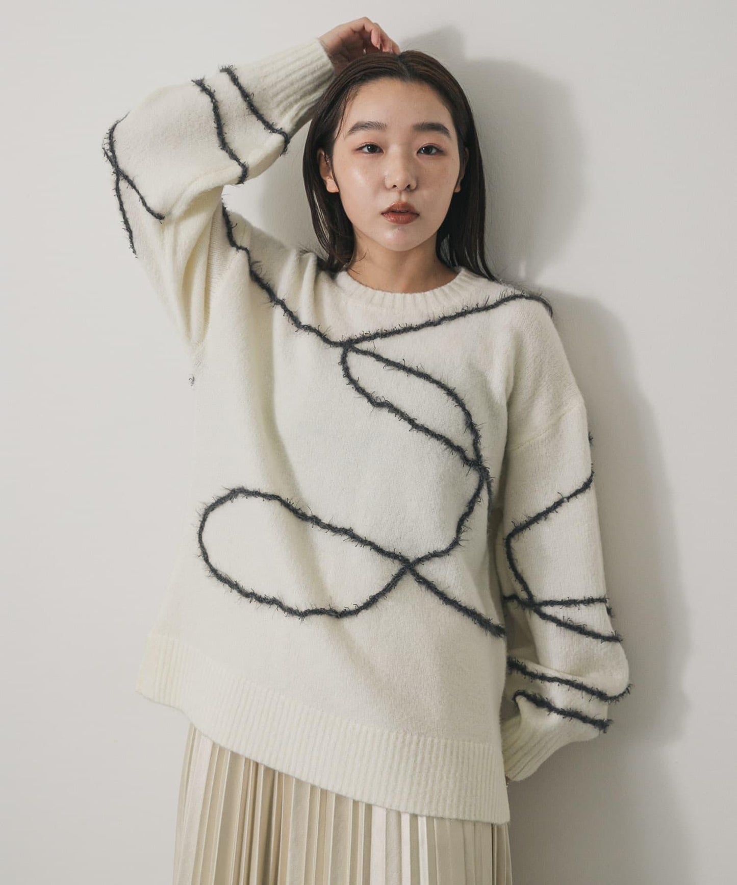 毛邊線條寬鬆針織衫