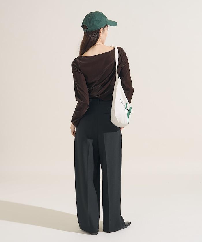 天鵝絨運動衫船領上衣