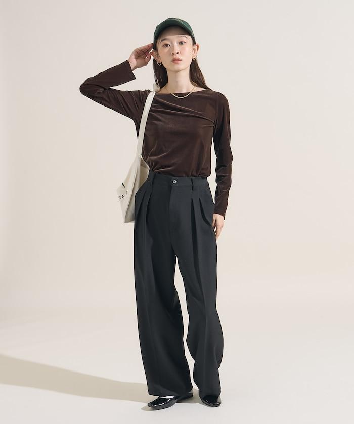 天鵝絨運動衫船領上衣