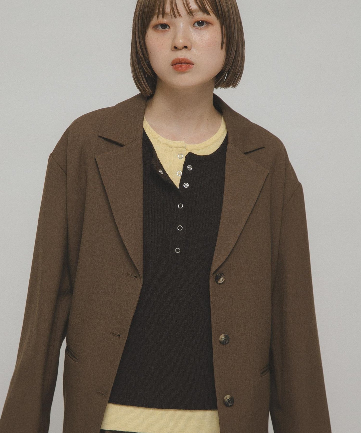 層疊風格亨利領針織衫