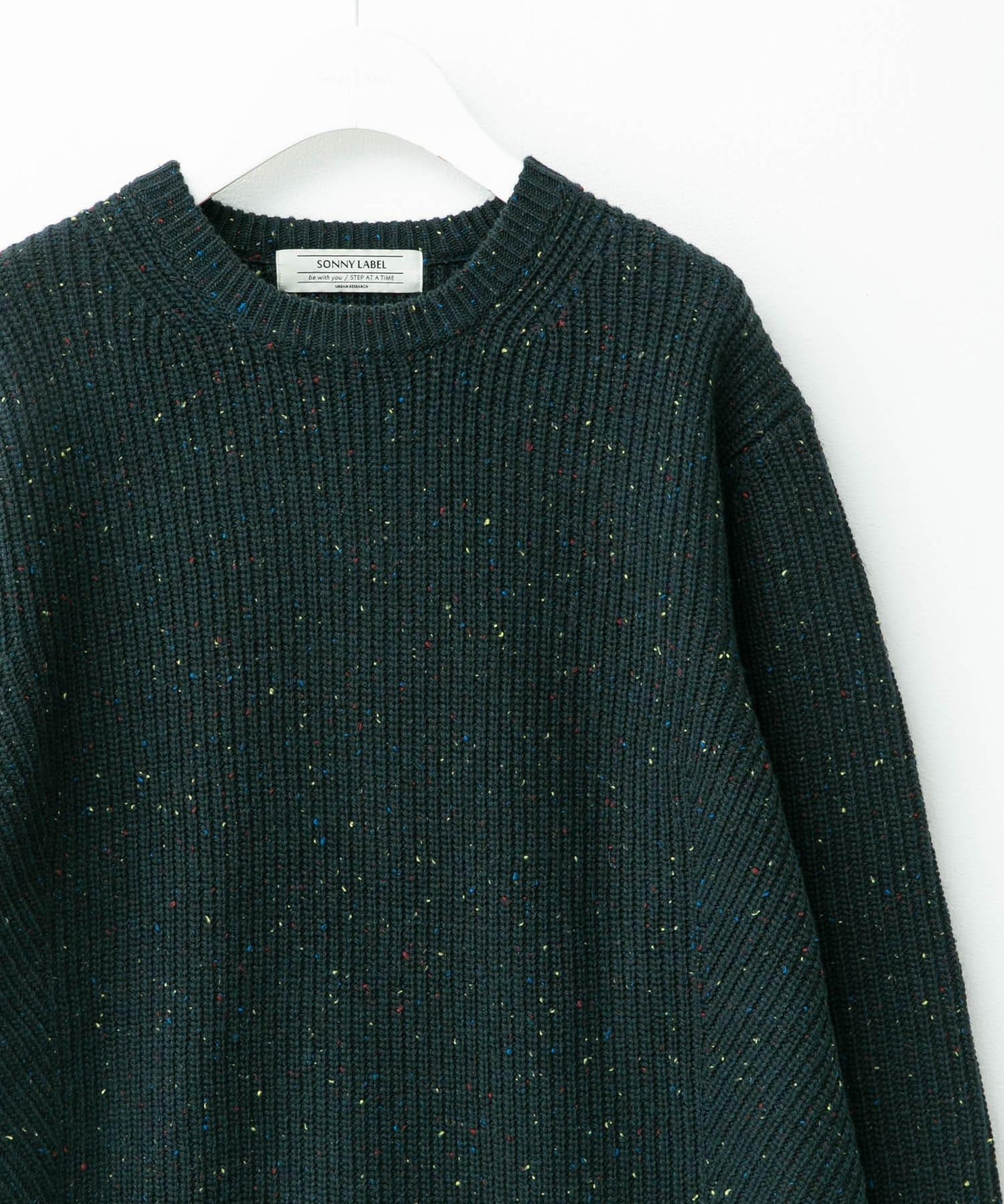 可水洗羊毛混紡圓領針織衫