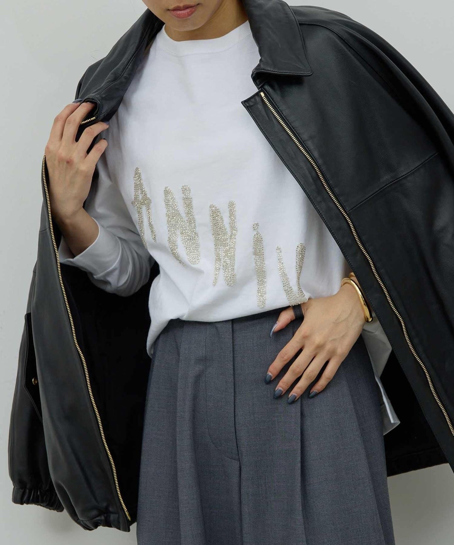 【25週年紀念款】ANNIV裝飾長袖T恤