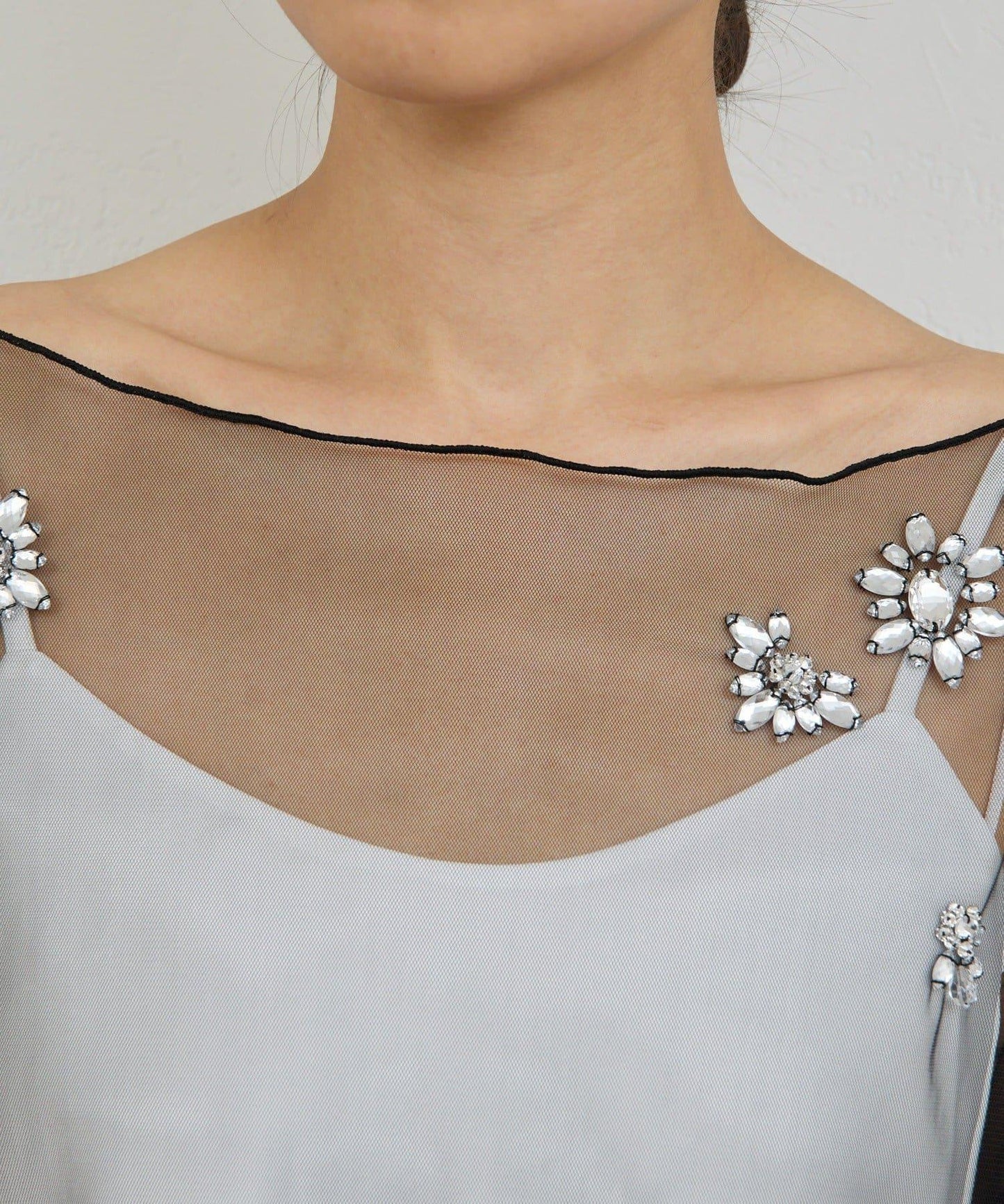 【25週年紀念款】珠飾針織套頭衫