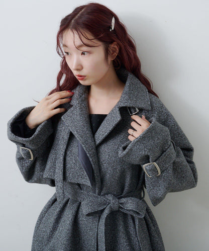 高領喇叭袖大衣