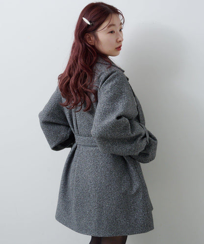 高領喇叭袖大衣