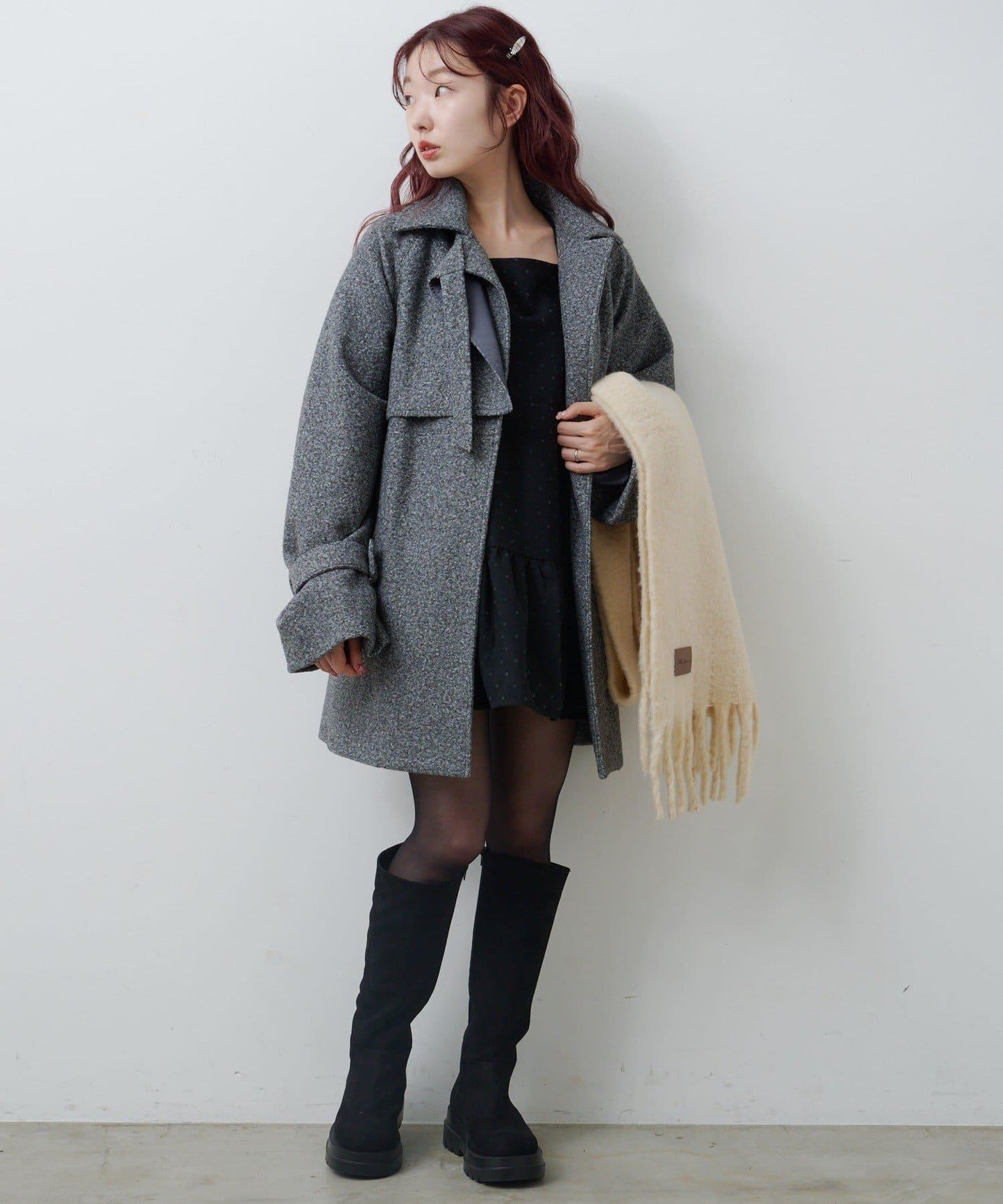 高領喇叭袖大衣