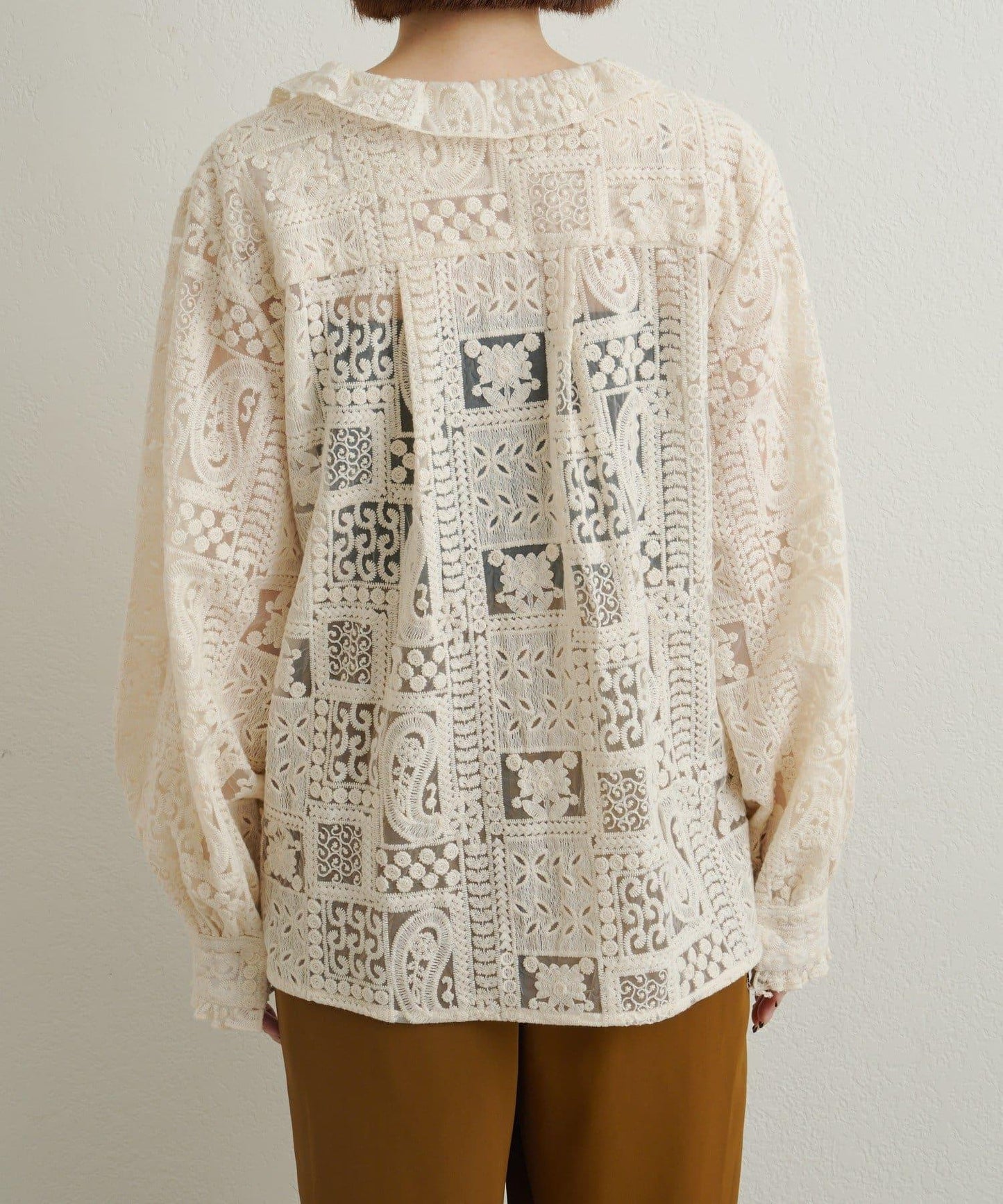 蕾絲荷葉邊襯衫