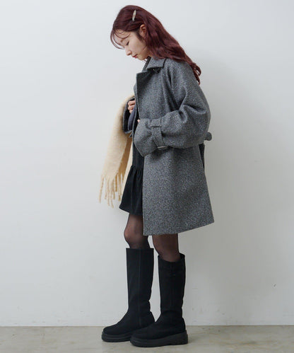 高領喇叭袖大衣