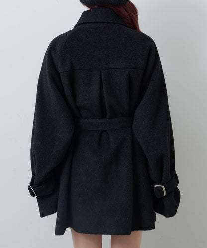高領喇叭袖大衣