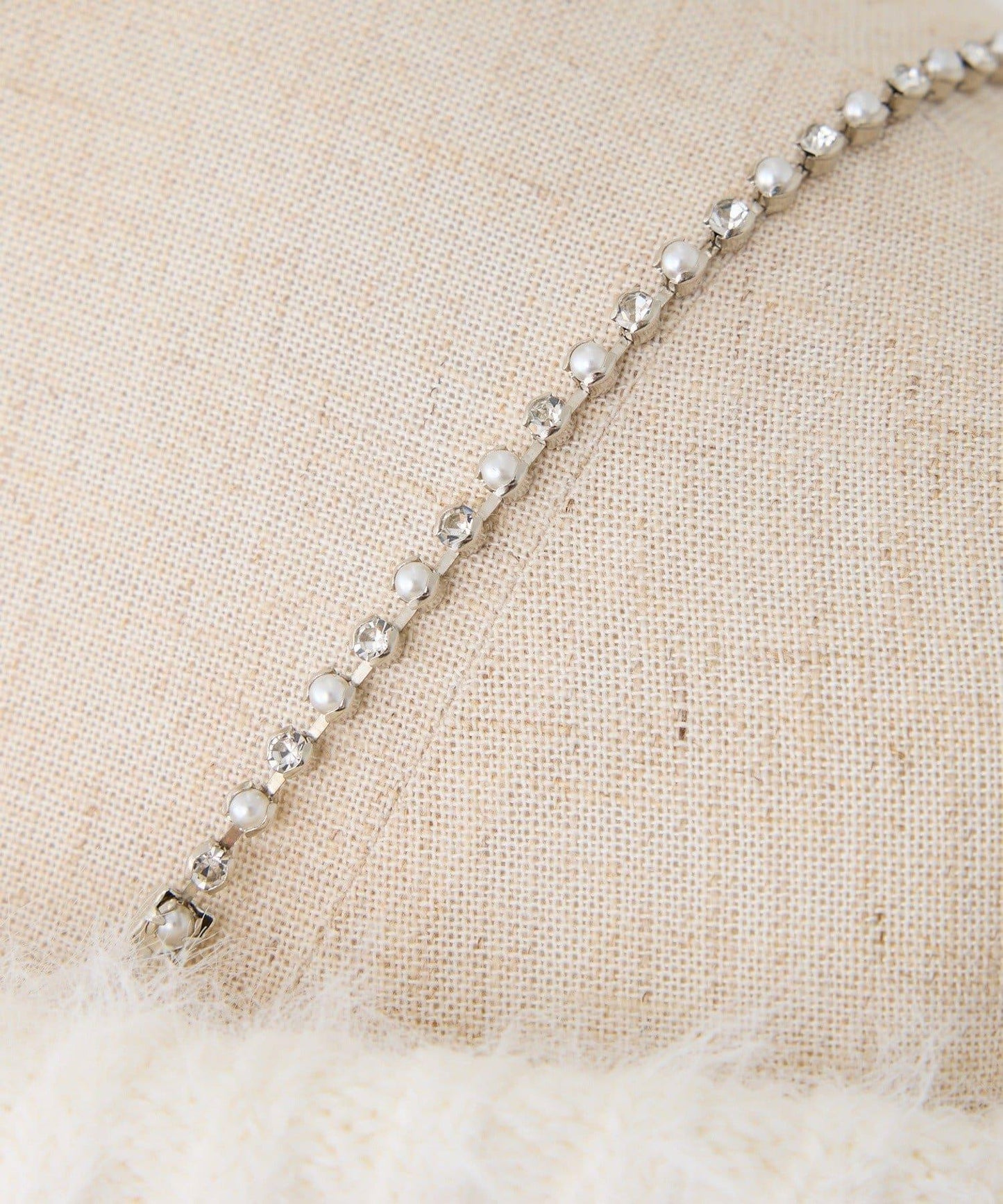 【HolidayCollection】珍珠裝飾露肩針織衫