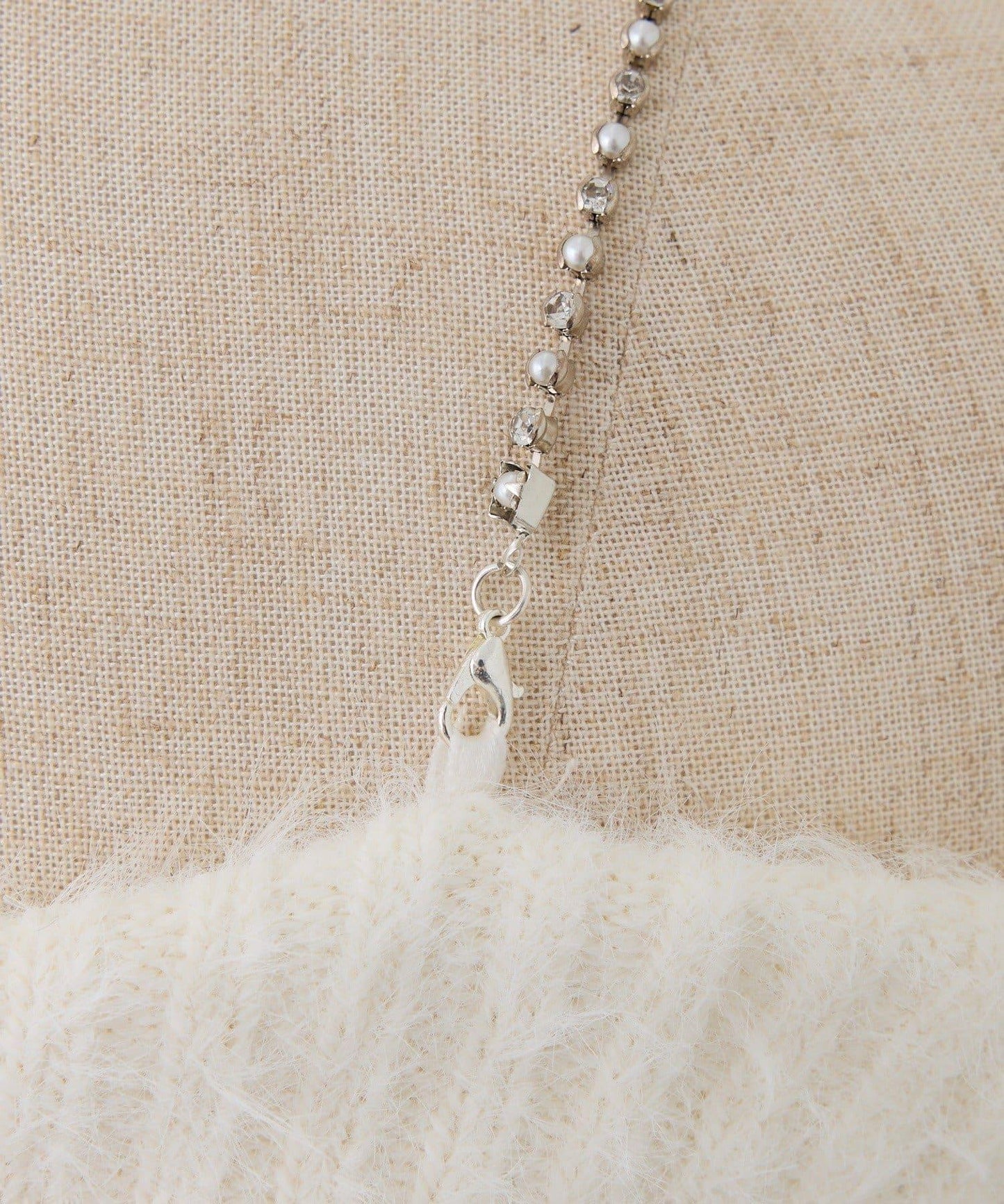 【HolidayCollection】珍珠裝飾露肩針織衫