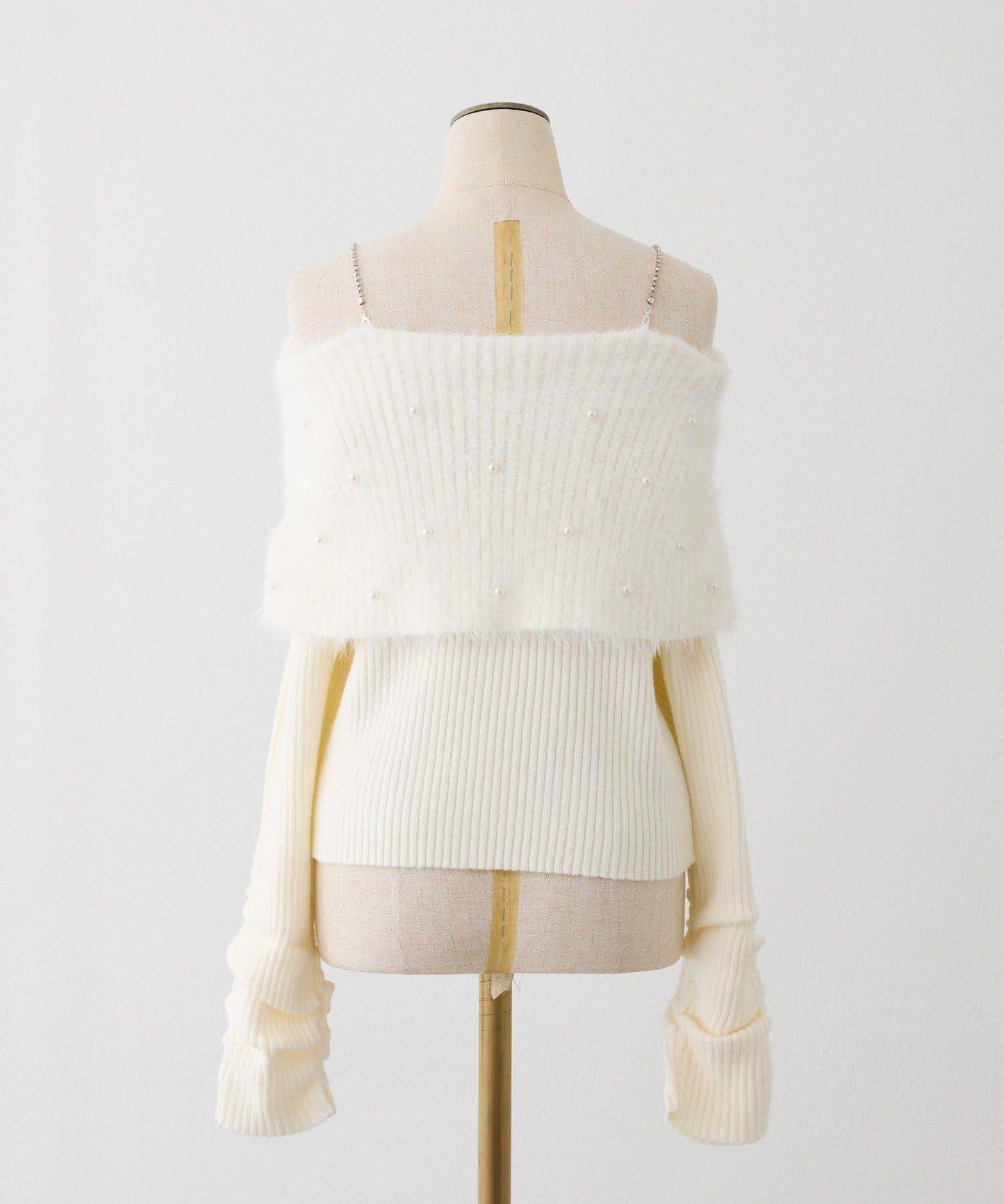 【HolidayCollection】珍珠裝飾露肩針織衫