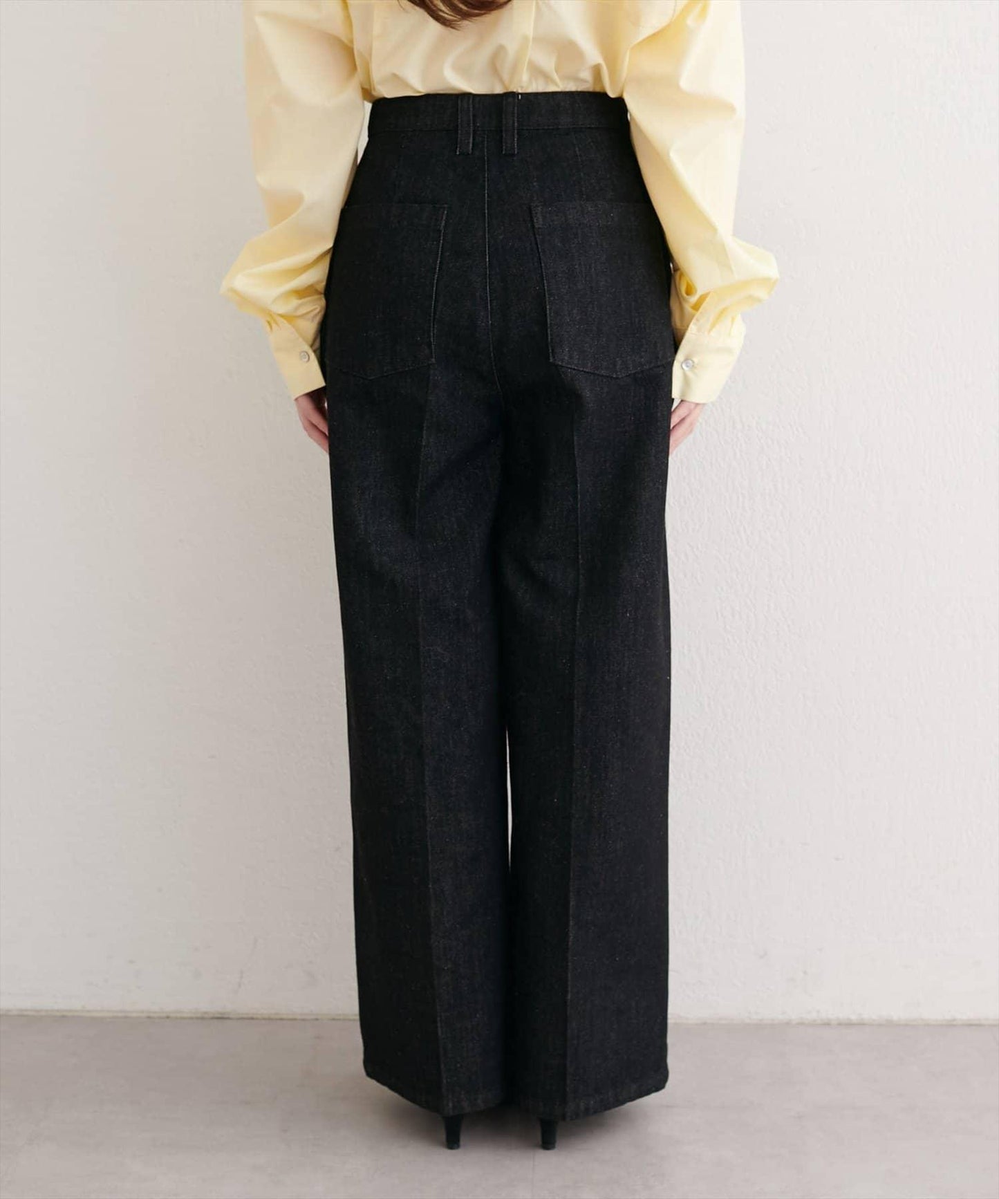 中縫壓線牛仔褲