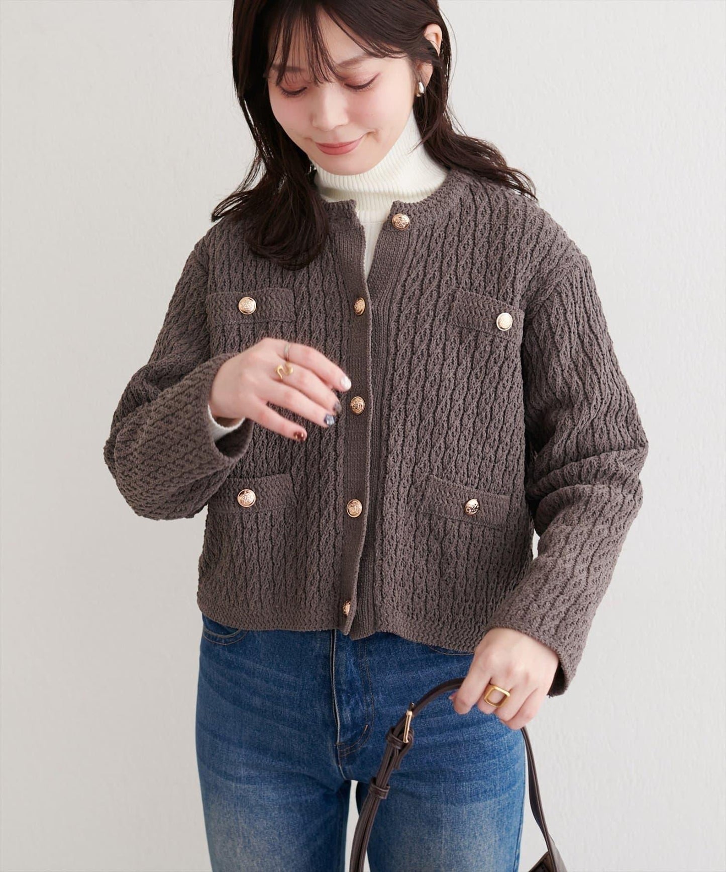 金色紐扣天鵝絨絨線麻花針織開衫