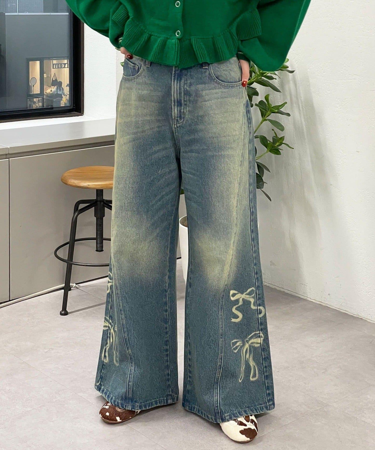 蝴蝶結拔染印花牛仔褲