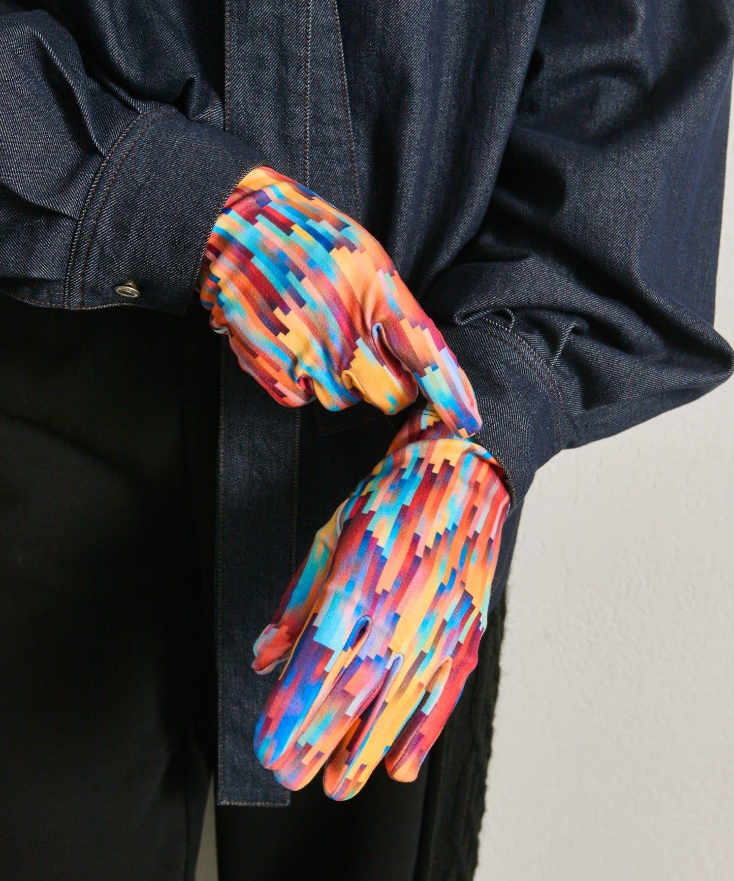 【CRISPINO VALENTINO】全印花手套