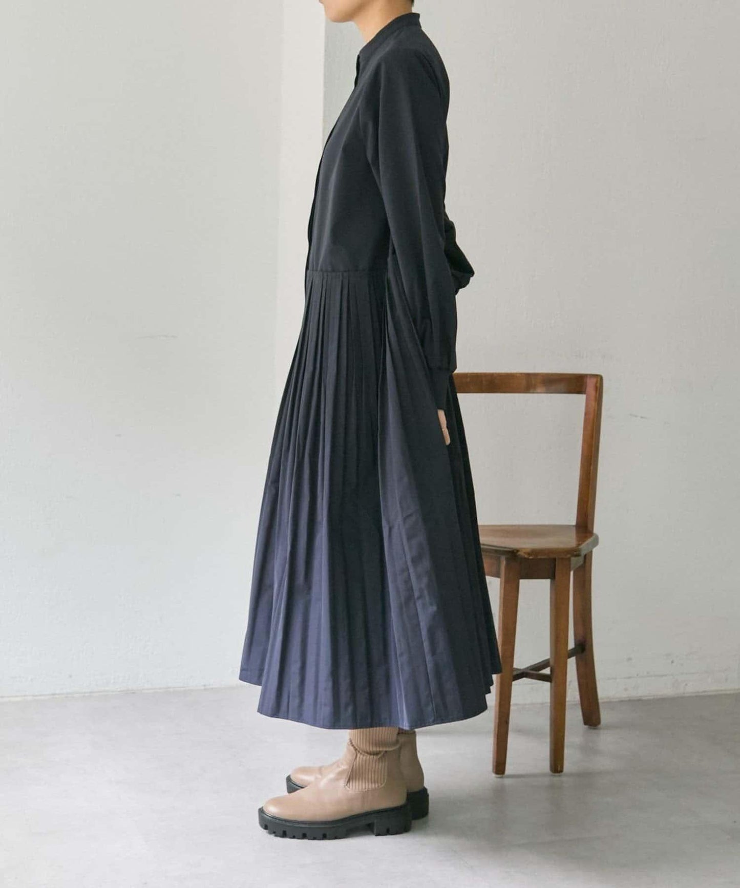 褶皺連衣裙【SUM1 STYLE(スミスタイル)】