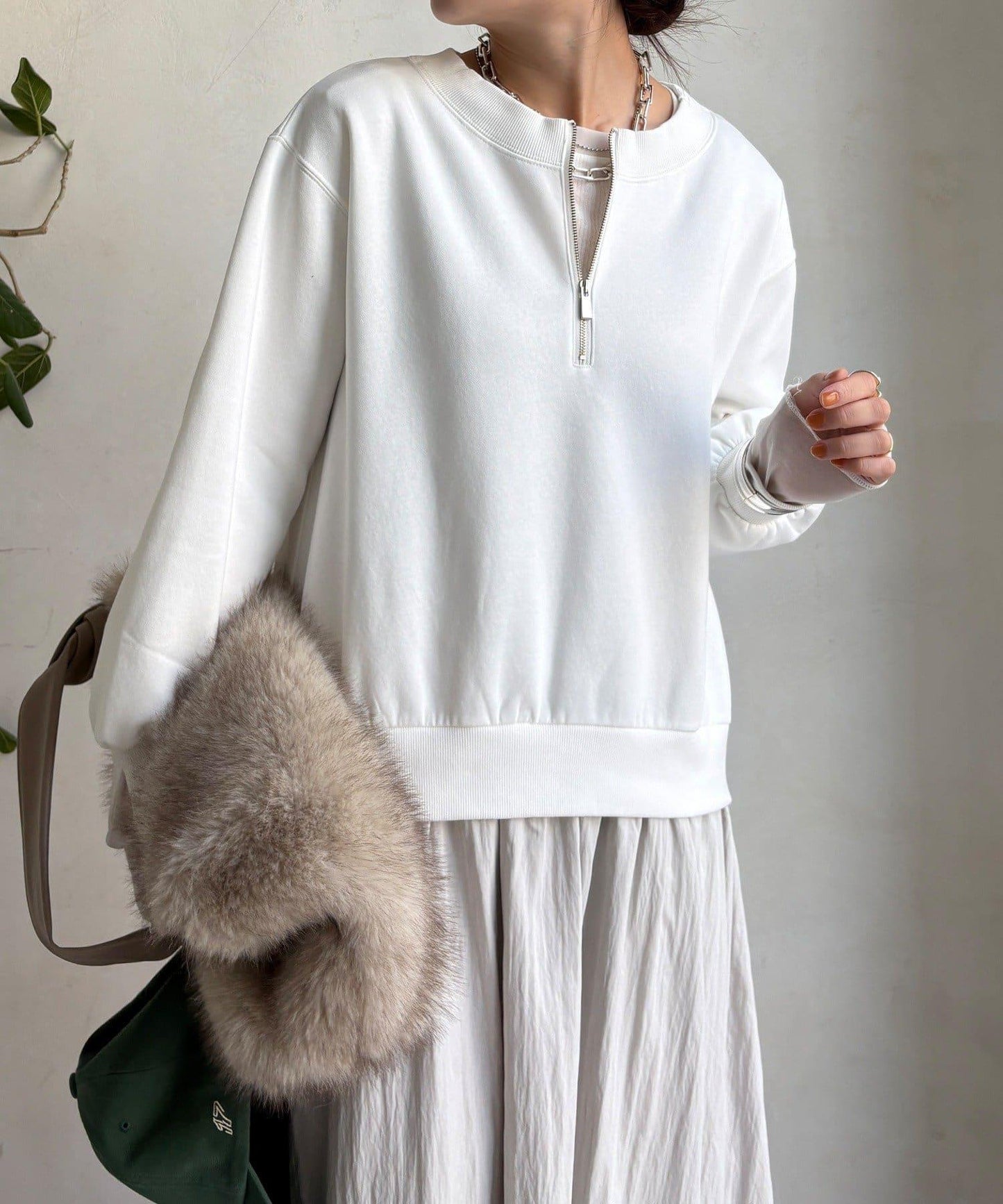 半拉鍊拼接連衣裙