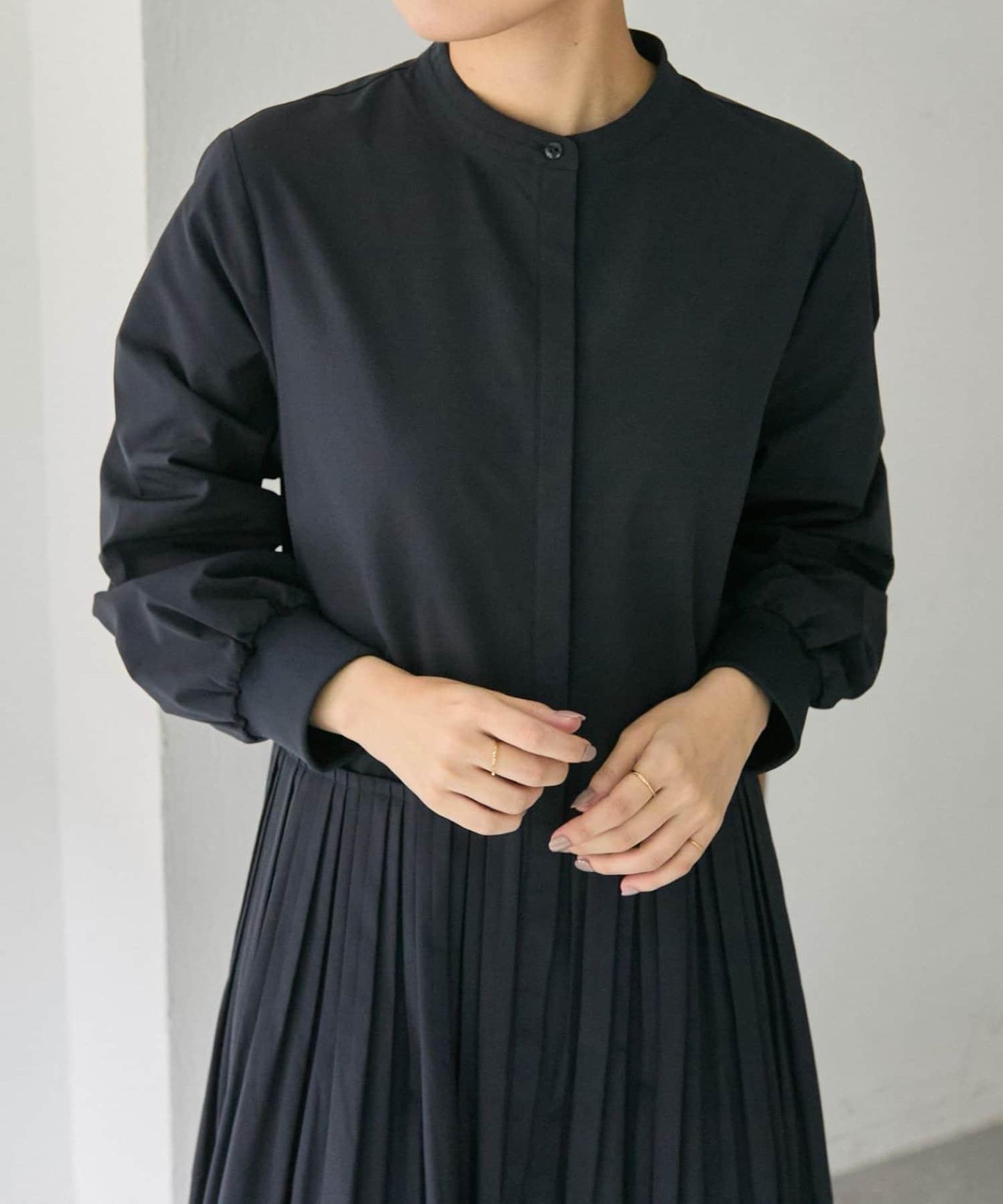 褶皺連衣裙【SUM1 STYLE(スミスタイル)】