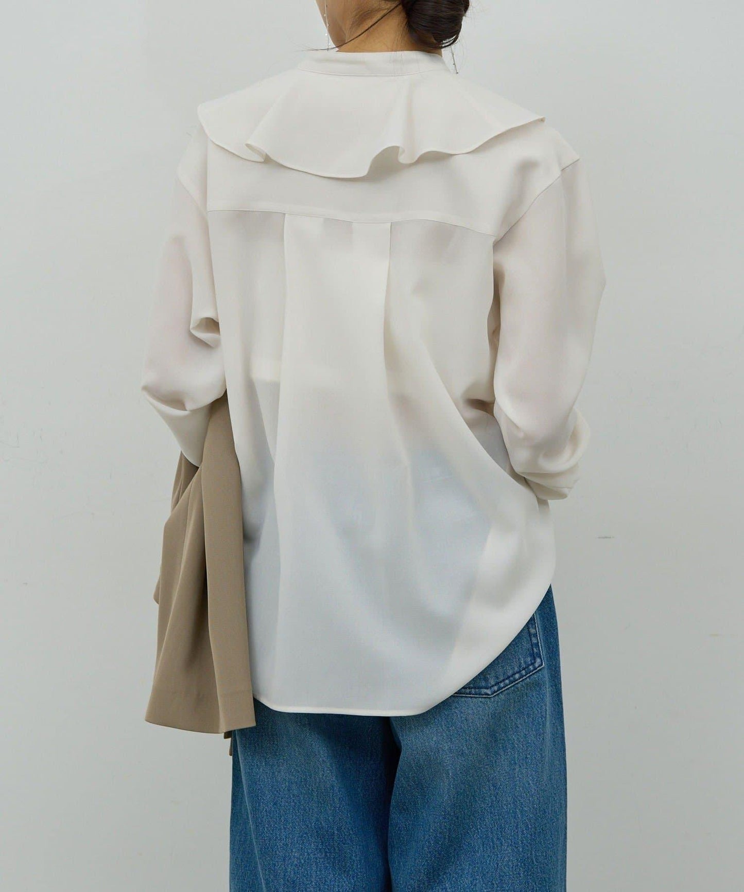 荷葉邊領結襯衫