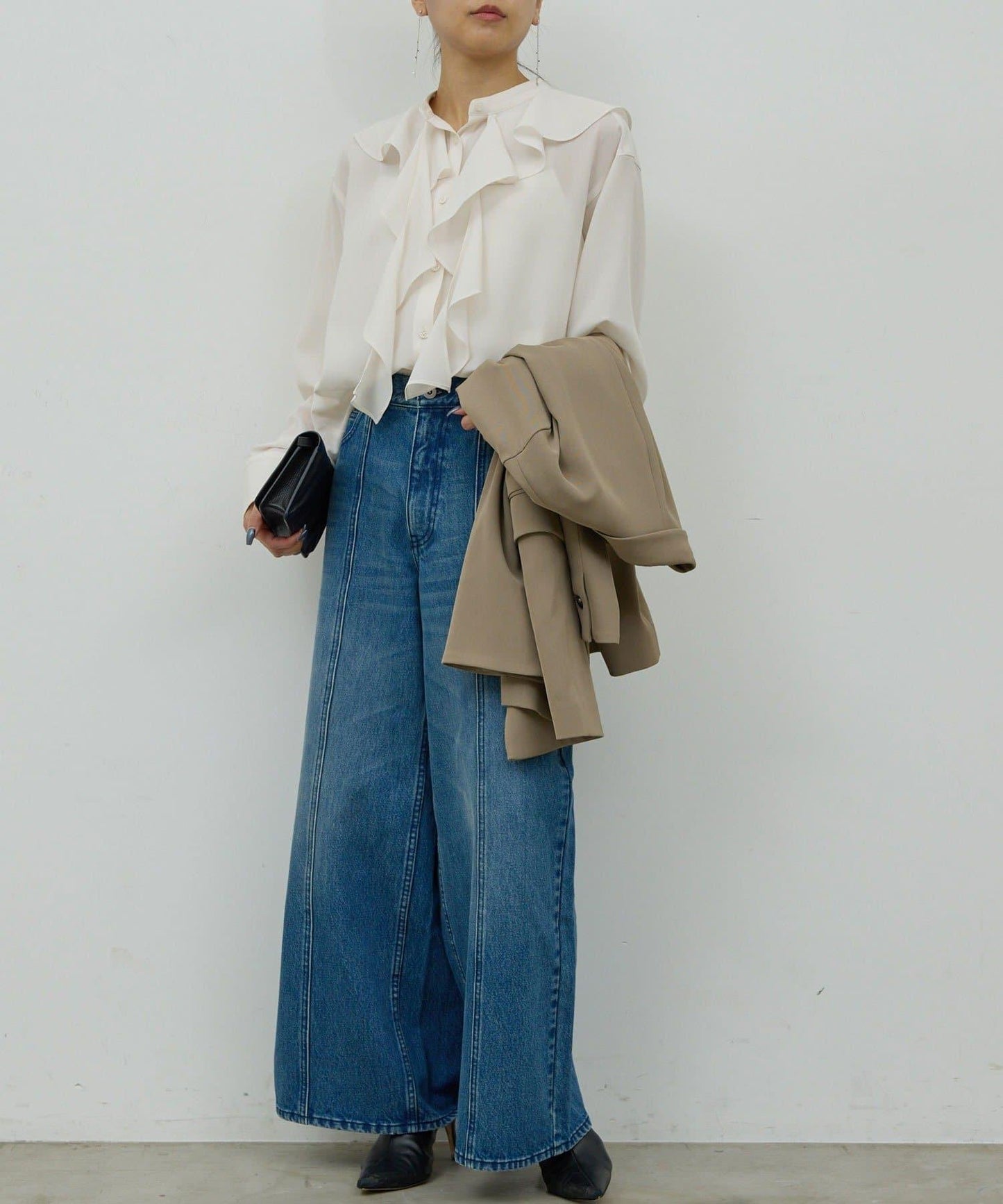 荷葉邊領結襯衫