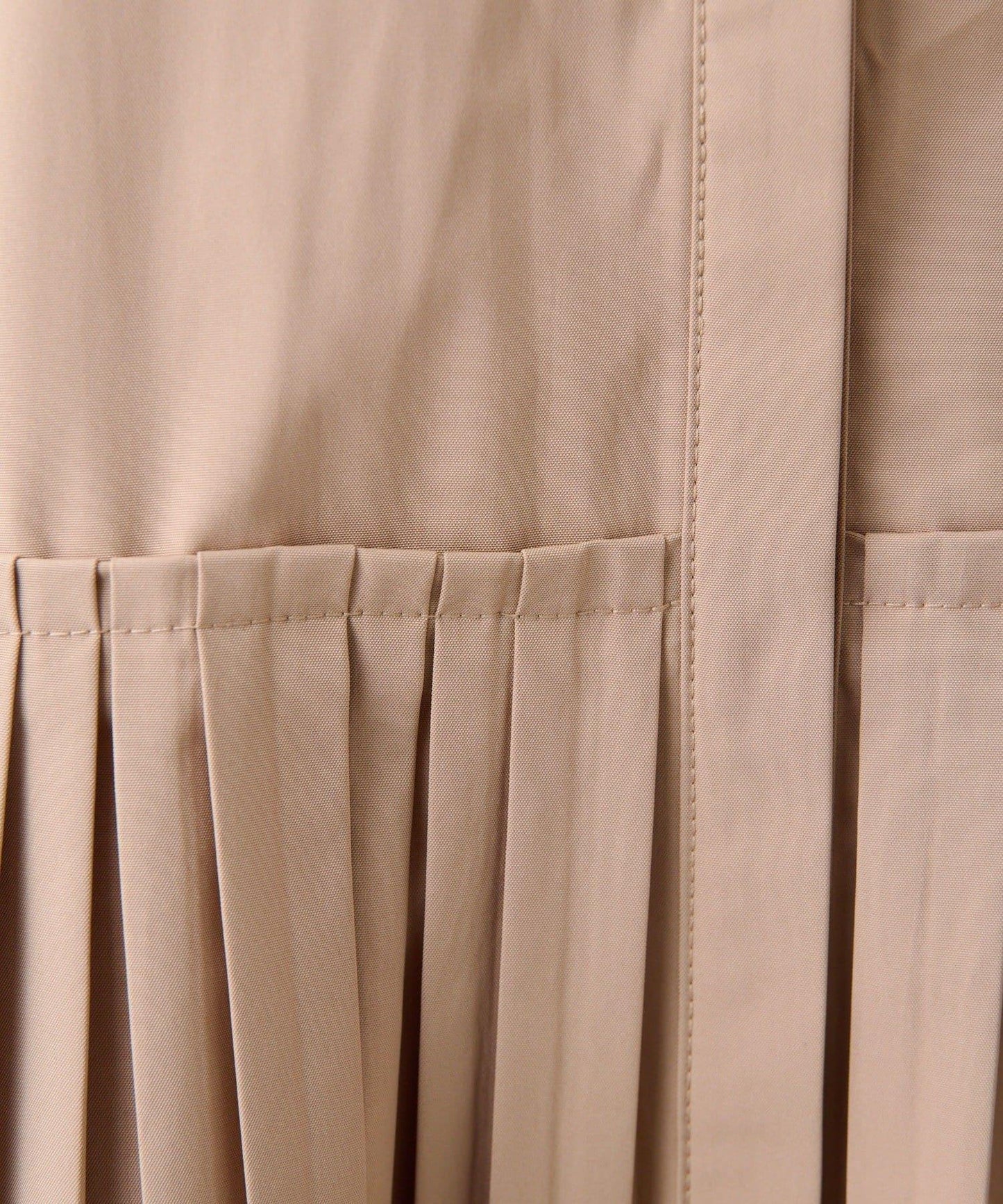 褶皺連衣裙【SUM1 STYLE(スミスタイル)】