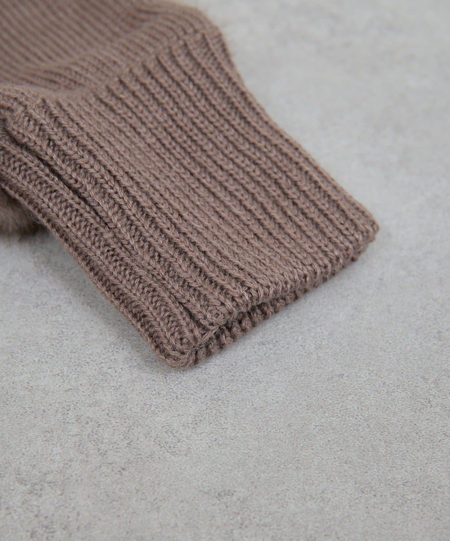 仿皮草手部保暖套