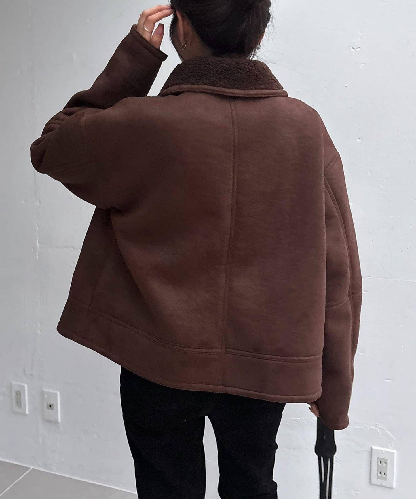 麂皮羊羔絨中長大衣