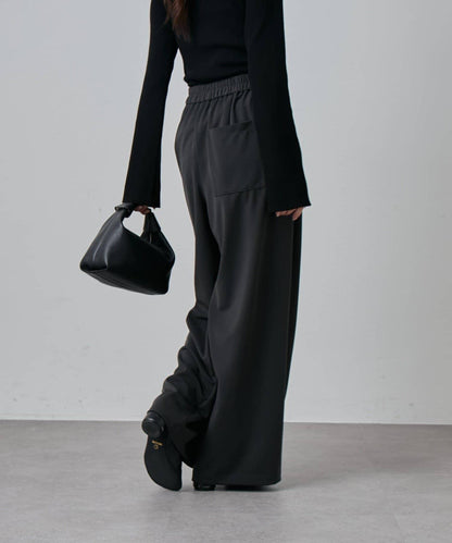 雙褶寬鬆長褲