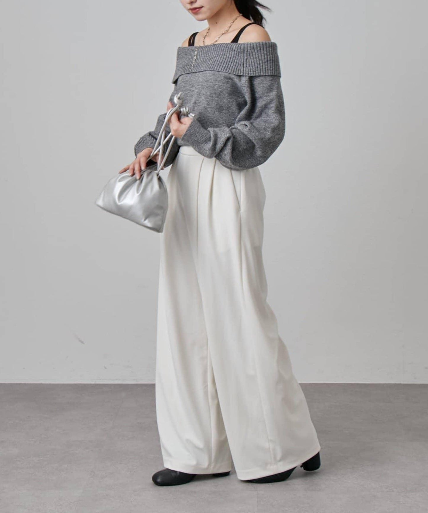 雙褶寬鬆長褲