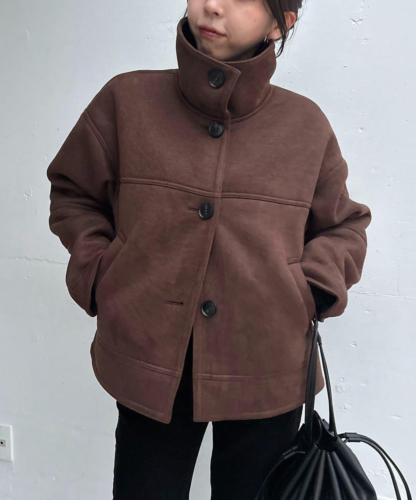 麂皮羊羔絨中長大衣